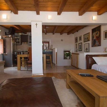 Kolenda Apartment กอร์จูลา ภายนอก รูปภาพ
