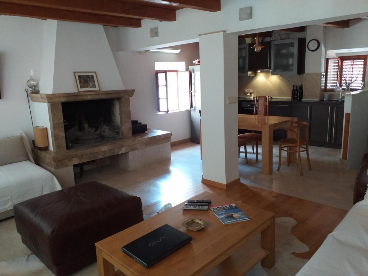 Kolenda Apartment กอร์จูลา ภายนอก รูปภาพ